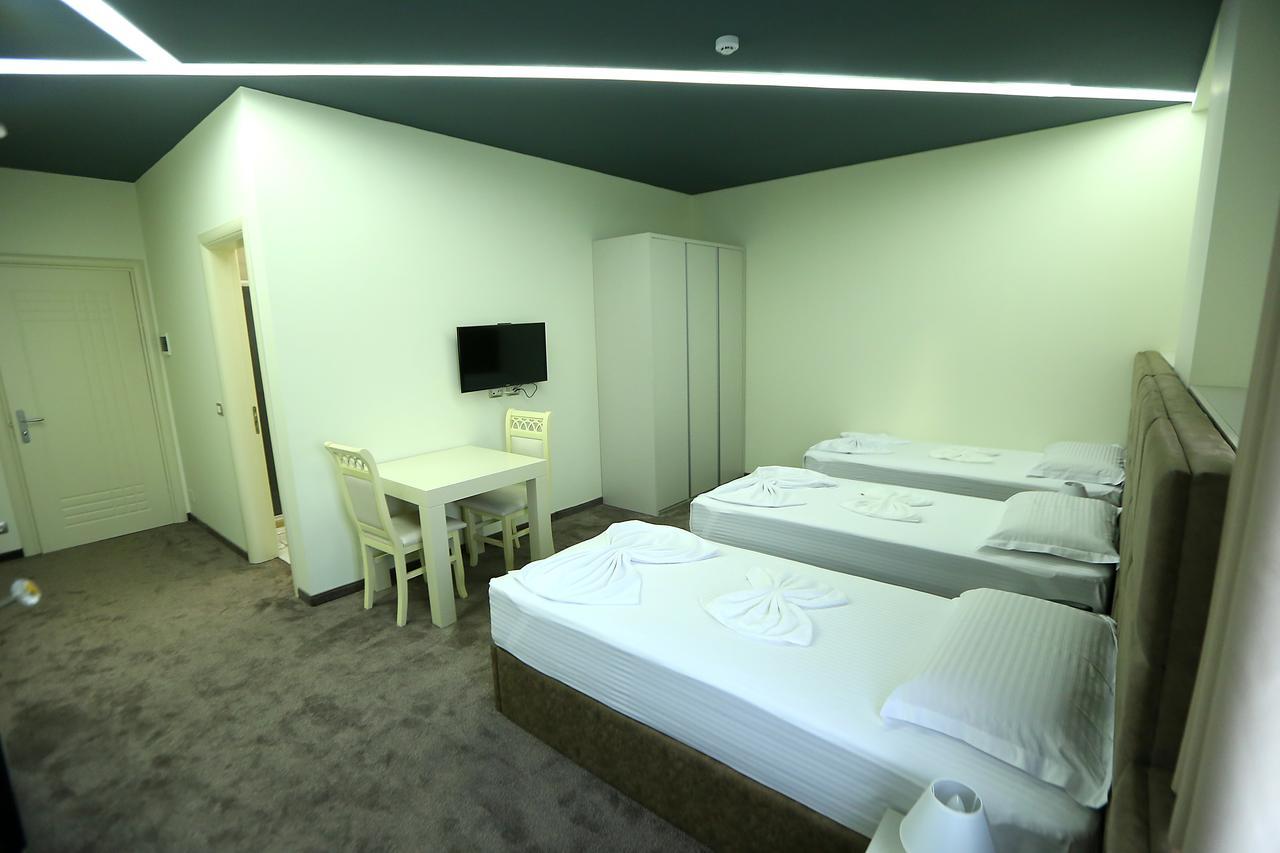 Hotel Vllaznia Shkodër エクステリア 写真