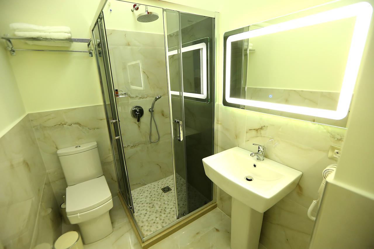 Hotel Vllaznia Shkodër エクステリア 写真