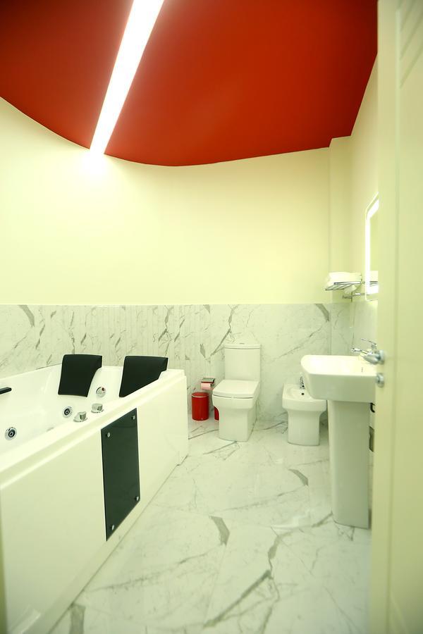 Hotel Vllaznia Shkodër エクステリア 写真